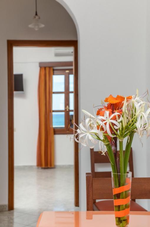 Margaritis Apartments Agia Anna  الغرفة الصورة