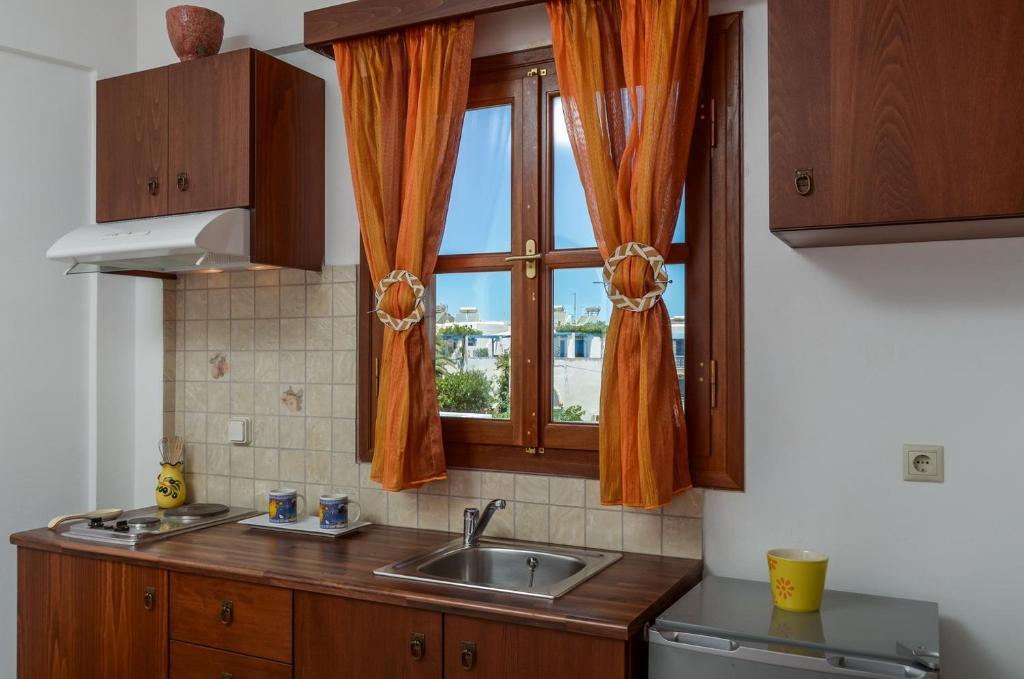 Margaritis Apartments Agia Anna  المظهر الخارجي الصورة